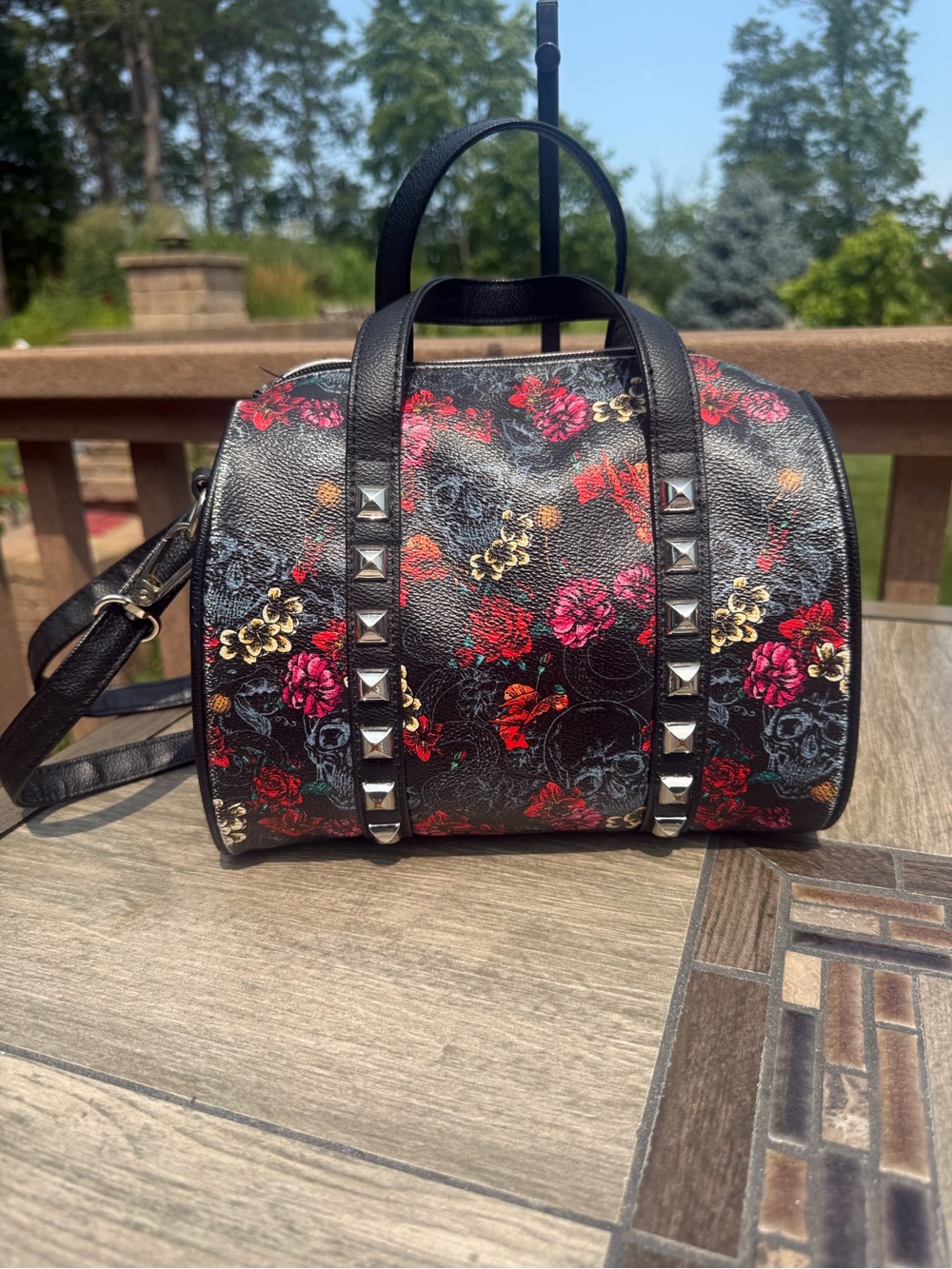 EUC Loungefly Black Floral Skull Mini Satchel with Red & Pink Roses - Picture 5 of 11